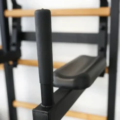 Ribbevegg BenchK 513 Svart