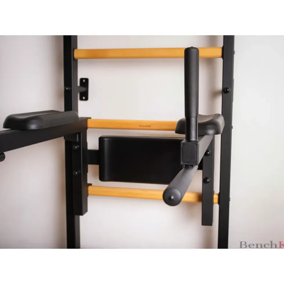 Ribbevegg BenchK 312B Svart