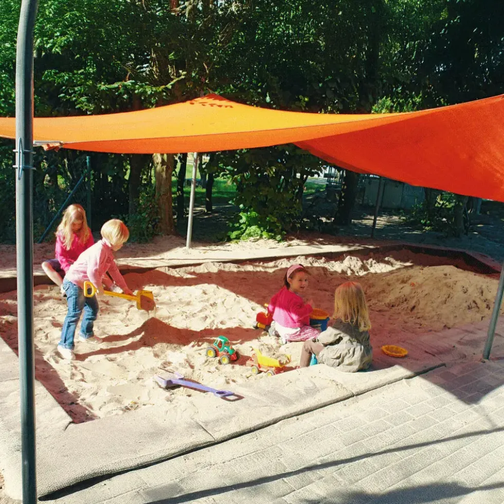 Solseil 5x5 meter med stolper